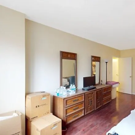 Image 6 - 440-448 Neptune Avenue, New York, NY 11235, USA - Apartment for sale