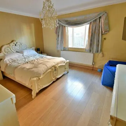 Image 7 - Meadow View Road, Bournemouth, Christchurch and Poole, BH11 9RB, United Kingdom - House for sale