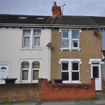 Rent this 2 bed townhouse on Cricklade Road in Swindon, SN2 8AW