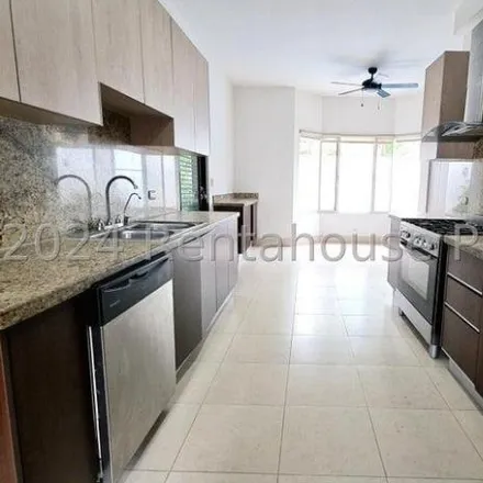 Rent this 5 bed house on Calle Villa Nueva in Costa del Este, Juan Díaz