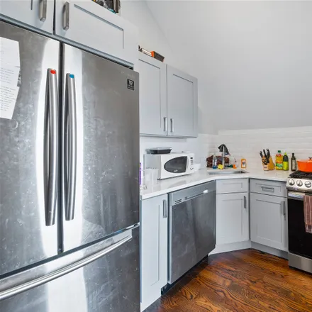 Rent this studio apartment on 2145 West Webster Avenue