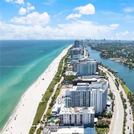 Image 1 - The Carriage House, 5401 Collins Avenue, Miami Beach, FL 33140, USA - Condo for rent