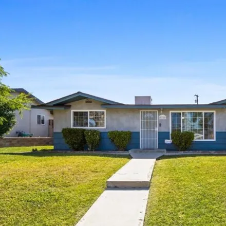 Buy this 4 bed house on 3581 Bryn Mawr Drive in Bakersfield, CA 93305