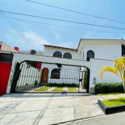 Image 2 - Calle Texcoco, La Molina, Lima Metropolitan Area 15051, Peru - House for sale