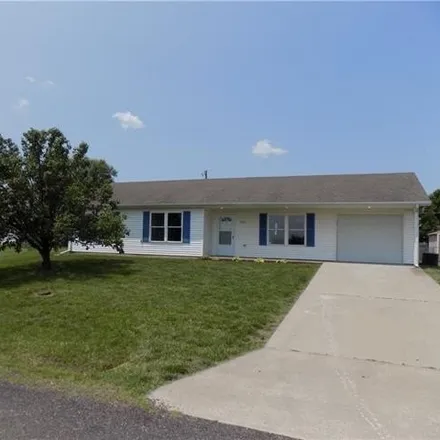 Buy this 4 bed house on 1460 North Sycamore Street in Ottawa, KS 66067