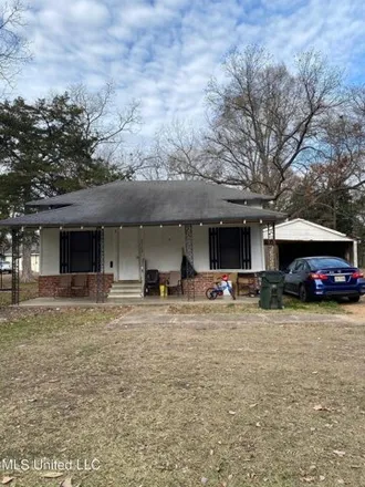Buy this 2 bed house on Peachtree Street in Leflore County, MS 38930