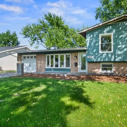 Image 1 - 7879 Berkshire Drive, Hanover Park, Schaumburg Township, IL 60133, USA - House for sale