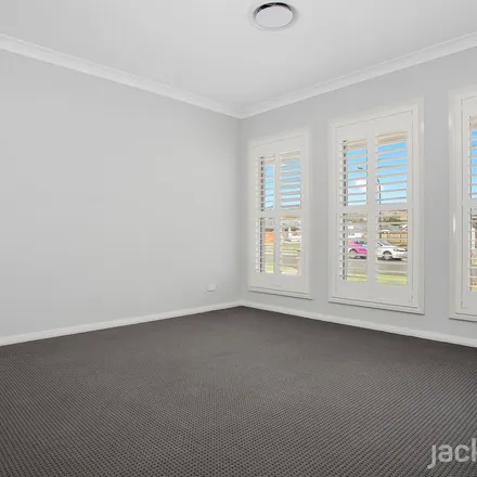 Image 5 - 19 George Cutter Avenue, NSW 2575, Australia - Apartment for rent
