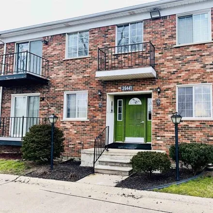 Rent this 2 bed condo on Van Dyke Avenue in Sterling Heights, MI 48311
