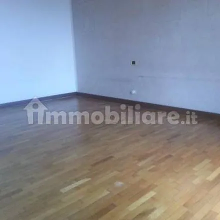 Image 2 - Via Umberto Nobile, 37012 Bussolengo VR, Italy - Townhouse for rent