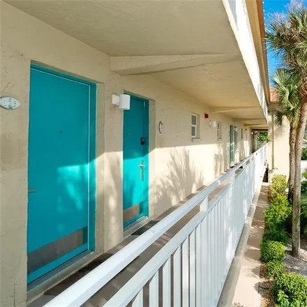 Buy this 1 bed condo on 2412 Gulf Drive North in Brandenton Beach, Manatee County