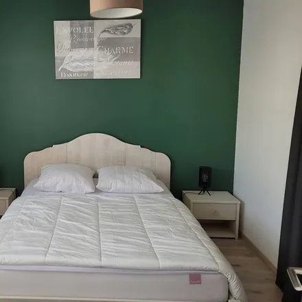 Rent this 1 bed apartment on Saint-Jean-de-Monts in 33 Rue de la Plage, 85160 Saint-Jean-de-Monts