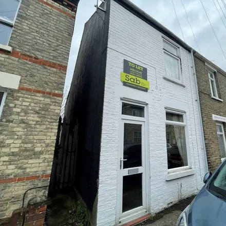 Rent this 2 bed house on 116 Catharine Street in Cambridge, CB1 3AR