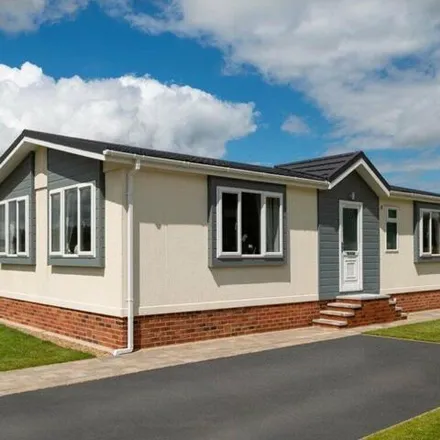 Buy this 2 bed house on Richmond Hill Mobile Home Park in Ivy Avenue, Blackpool