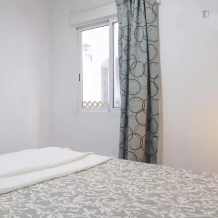 Rent this 2 bed apartment on Travesía de los Nueve in 8, 28039 Madrid