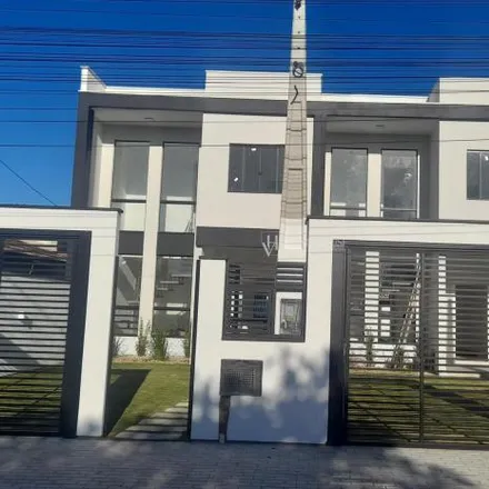 Buy this 3 bed house on Rua Londrina in Centro, Balneário Piçarras - SC