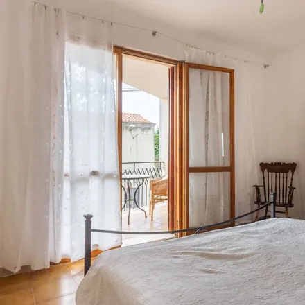 Rent this 3 bed house on 08010 Magumadas/Magomadas Aristanis/Oristano