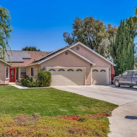 Buy this 3 bed house on 530 Lemos Court in Hollister, CA 95024