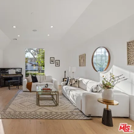 Image 1 - 324 South Canon Drive, Beverly Hills, CA 90212, USA - House for sale