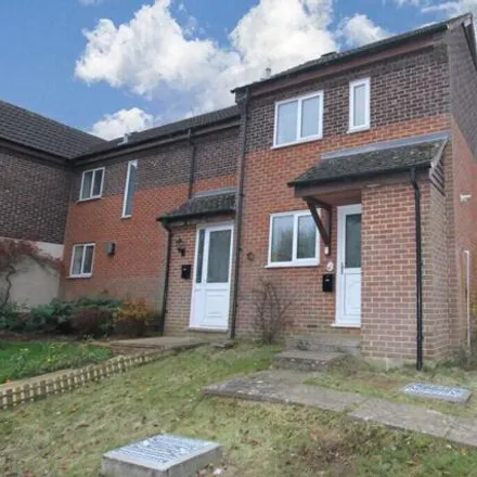 Rent this 1 bed house on Conifer Row in Banbury, OX16 1FP