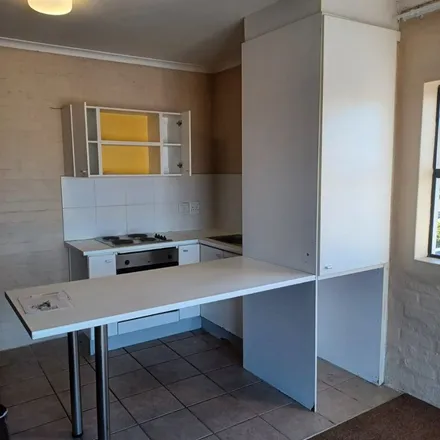 Image 4 - Piet Grobler Street, Brooklyn, Cape Town, 7425, South Africa - Apartment for rent