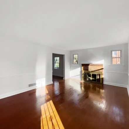 Image 3 - 6603 Red Top Road, Chillum Manor, Hyattsville, MD 20783, USA - House for sale