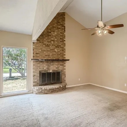 Image 7 - 1619 Rocky Point Drive, Lewisville, TX 75077, USA - House for sale