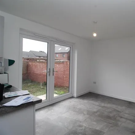 Image 7 - unnamed road, Cardiff, CF3 6YT, United Kingdom - House for rent