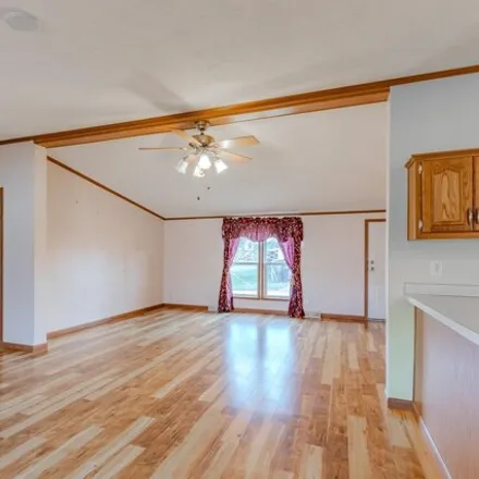 Image 4 - 693 Florence Street, Chester Hill, Clearfield County, PA 16866, USA - Apartment for sale