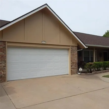 Buy this 3 bed house on 9123 East 38th Street in Tulsa, OK 74145
