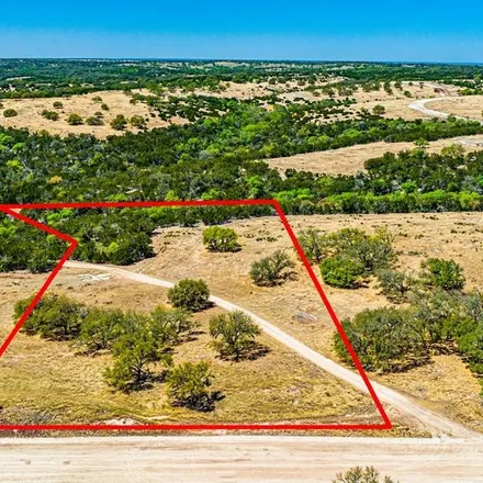 Buy this studio house on 185 Robertson Road in Kerr County, TX 78028