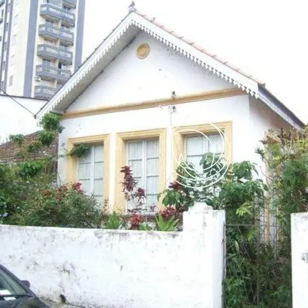 Buy this 3 bed house on Diretoria de Saúde do Servidor in Rua Major José Augusto de Farias 63, Centro