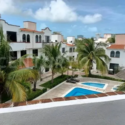 Buy this 3 bed house on Calle Niebla in Smz 18, 77505 Cancún