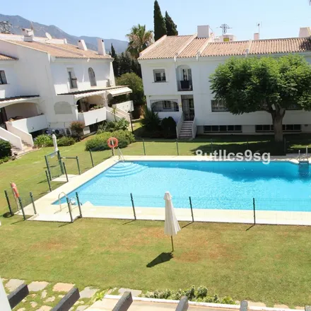 Buy this 4 bed townhouse on 29660 Marbella
