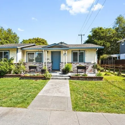 Buy this 3 bed house on 216 2nd Street in Healdsburg, CA 95448