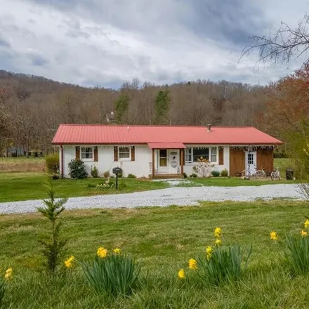 Buy this 3 bed house on 1107 West Old Murphy Road in Macon County, NC 28734