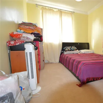 Rent this 2 bed apartment on Leslie Park Road in London, CR0 6AT