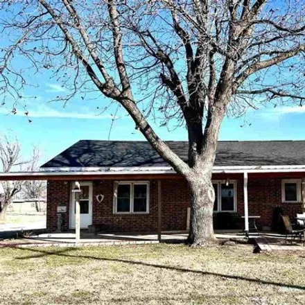 Buy this 2 bed house on 1383 West Bridge Avenue in Blackwell, OK 74631
