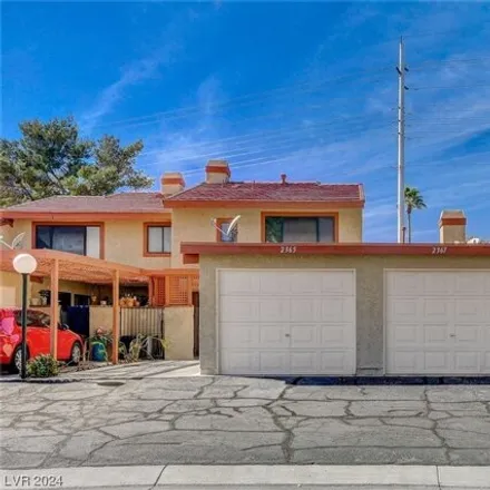 Image 1 - 2347 Pickwick Drive, Henderson, NV 89014, USA - House for sale