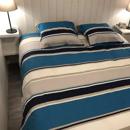 Rent this 2 bed duplex on 40660 Moliets-et-Maâ