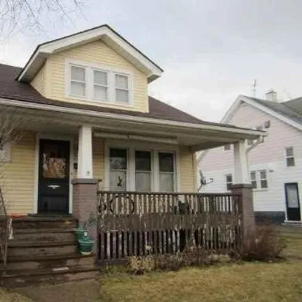 Buy this studio house on 4004 Woodhall St in Detroit, Michigan