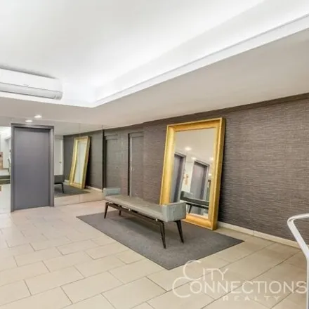 Image 9 - 245 East 35th Street, New York, NY 10016, USA - Apartment for sale