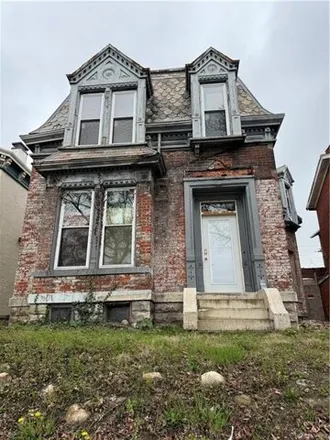 Image 1 - 809 Wayne Avenue, Dayton, OH 45410, USA - House for sale