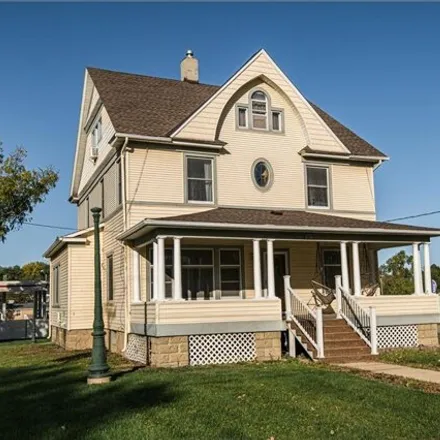 Buy this 5 bed house on 104 Highway Street West in Dodge Center, Dodge County