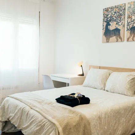 Rent this 7 bed room on Carrer de Provença in 192, 194