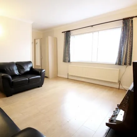 Rent this 2 bed apartment on Ambassador Close in London, TW3 3DW