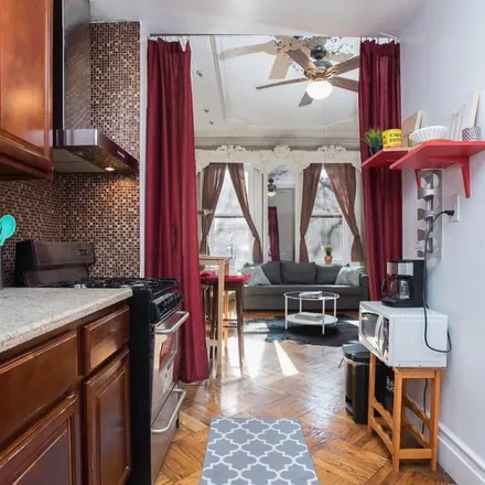 Rent this 2 bed apartment on 154 Mercer Street in Jersey City, NJ 07302