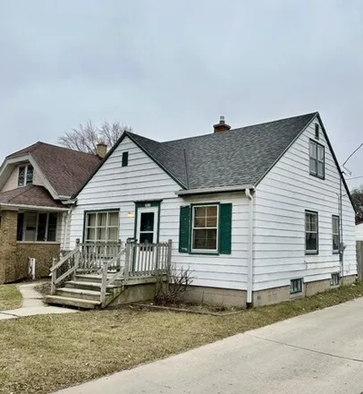 Buy this 3 bed house on 3959 North 41st Street in Milwaukee, WI 53216
