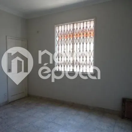 Buy this 2 bed apartment on Escola Municipal Alcide de Gasperi in Rua Miraluz 181, Higienópolis