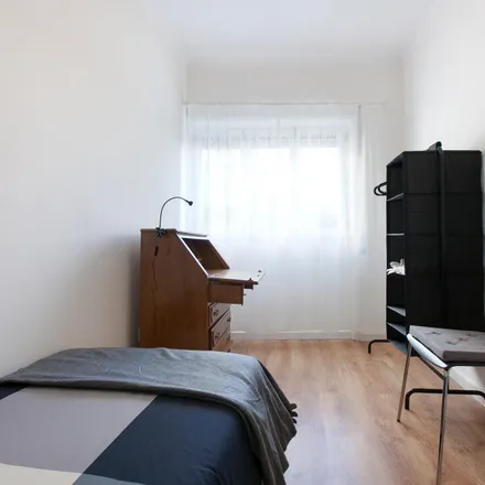 Image 2 - Maternidade, Rua do Breiner, 4050-127 Porto, Portugal - Room for rent